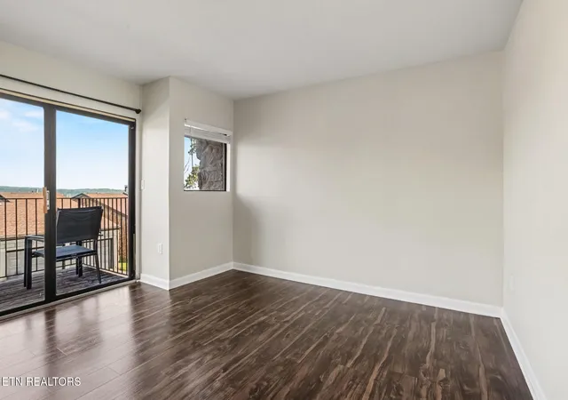 Photo 4 of Condo for sale at 1856 Cherokee Bluff Dr, Knoxville, TN 37920 | MLS# 1353542 | Listing updated on 2026-09-18