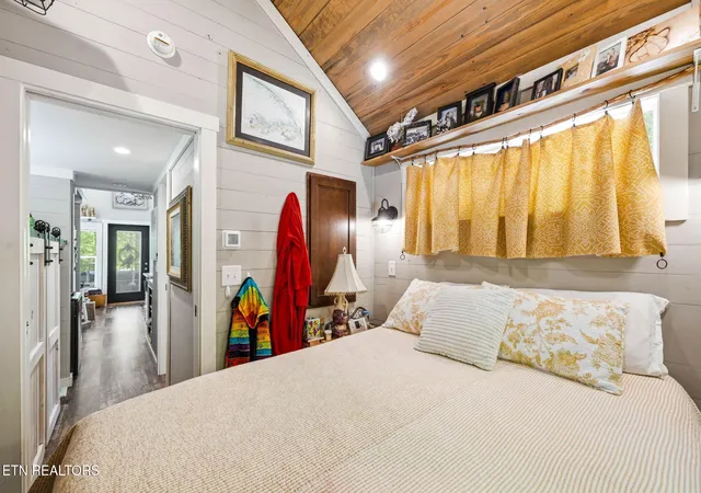 Photo 3 of Sale Pending at 1429 Alpine Dr, Sevierville, TN 37876 | MLS# 1353378 | Listing updated on 2026-09-02
