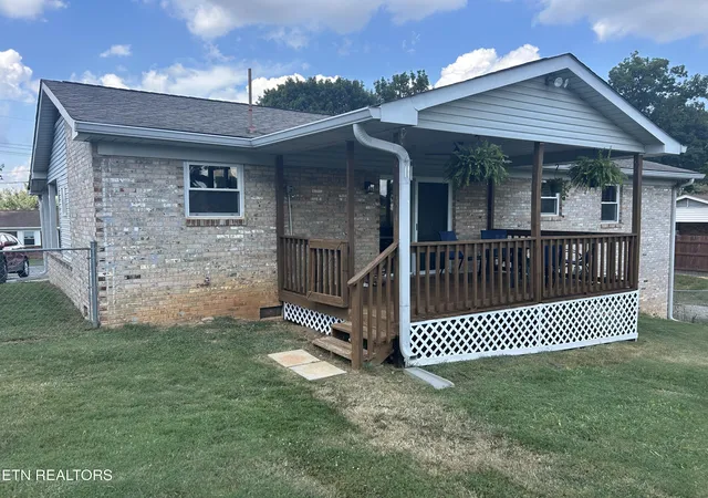 Photo 4 of Sale Pending at 1419 Magnolia Ave, New Market, TN 37820 | MLS# 1353395 | Listing updated on 2026-09-04