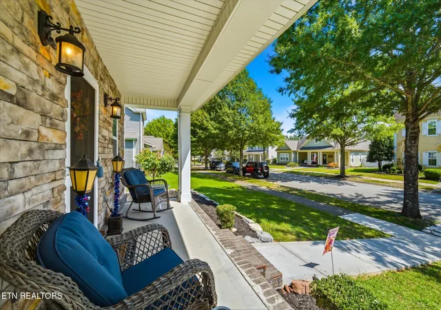 Photo 3 of Single family home for sale at 118 Fallberry St, Oak Ridge, TN 37830 | MLS# 1353501 | Listing updated on 2026-08-30