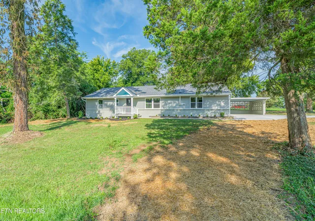 Photo 1 of Single family home for sale at 349 Land Oak Rd, Knoxville, TN 37922 | MLS# 1353553 | Listing updated on 2026-09-10