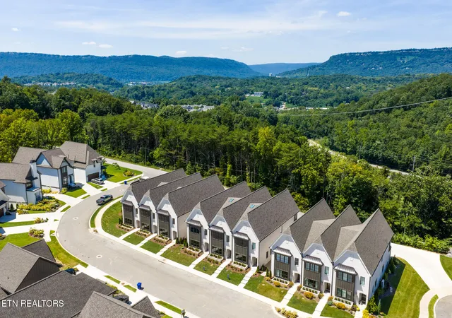 Photo 3 of Single family home for sale at 861 Cranes Camp Tr, Chattanooga, TN 37415 | MLS# 1353474 | Listing updated on 2026-08-28