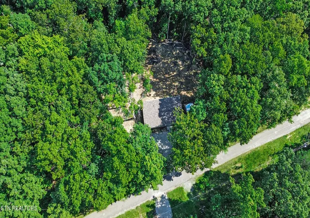 3rd image of 244 Retreat Dr, Crossville, TN 38572 | MLS# 1353476