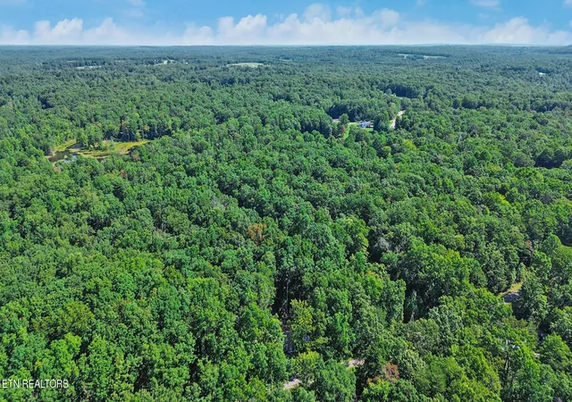 5th image of 244 Retreat Dr, Crossville, TN 38572 | MLS# 1353476