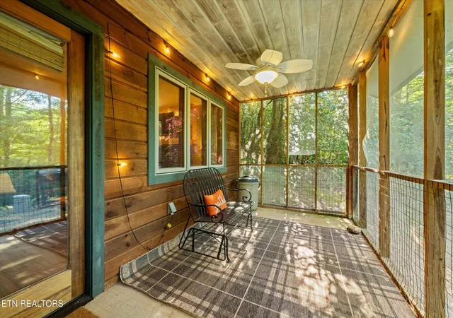 Photo 2 of Single family home for sale at 925 Sunshine Tr, Gatlinburg, TN 37738 | MLS# 1353485 | Listing updated on 2026-09-10