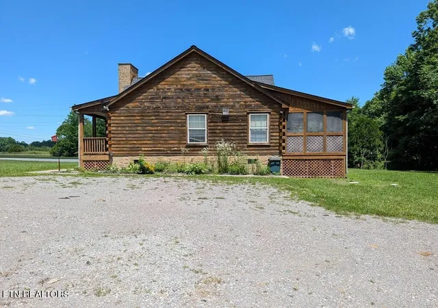 Photo 4 of Single family home for sale at 16938 N Hwy 70, Monterey, TN 38574 | MLS# 1353514 | Listing updated on 2026-08-28