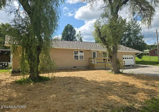 Photo 2 of Single family home for sale at 131 Duncan Ln, Oneida, TN 37841 | MLS# 1353538 | Listing updated on 2026-08-28