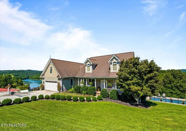 Photo 2 of Single family home for sale at 159 Reflection Ln, La Follette, TN 37766 | MLS# 1353594 | Listing updated on 2026-09-03