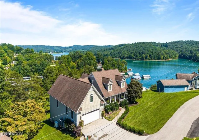 Photo 4 of Single family home for sale at 159 Reflection Ln, La Follette, TN 37766 | MLS# 1353594 | Listing updated on 2026-09-03