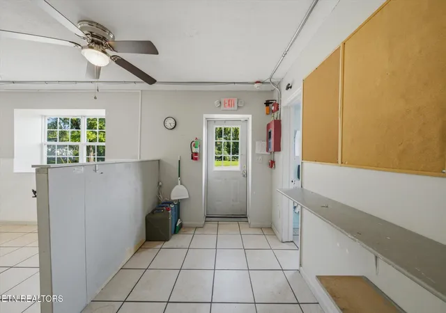 Photo 3 of Sale Pending at 607 Old Tacora Hills Rd, Clinton, TN 37716 | MLS# 1353608 | Listing updated on 2026-09-26