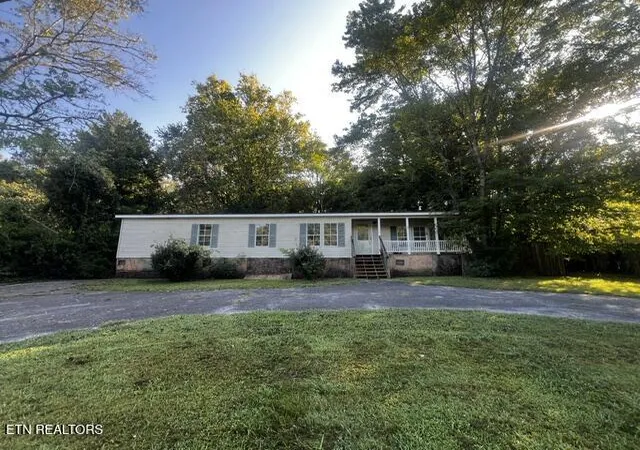 Photo 1 of Single family home for sale at 210 Stone Rd, Knoxville, TN 37920 | MLS# 1353528 | Listing updated on 2026-09-15