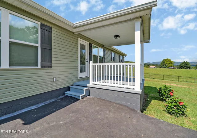 Photo 3 of Single family home for sale at 7465 Wassom Memorial Hwy, Grandview, TN 37337 | MLS# 1353734 | Listing updated on 2026-09-22