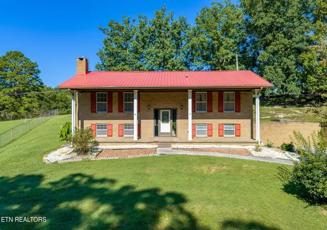 Photo 1 of Single family home for sale at 4086 White Wood Cir, Morristown, TN 37814 | MLS# 1353571 | Listing updated on 2026-09-18
