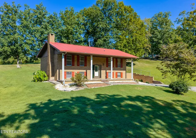 Photo 2 of Single family home for sale at 4086 White Wood Cir, Morristown, TN 37814 | MLS# 1353571 | Listing updated on 2026-09-18