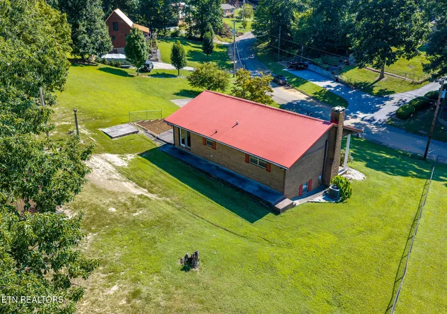 Photo 3 of Single family home for sale at 4086 White Wood Cir, Morristown, TN 37814 | MLS# 1353571 | Listing updated on 2026-09-18