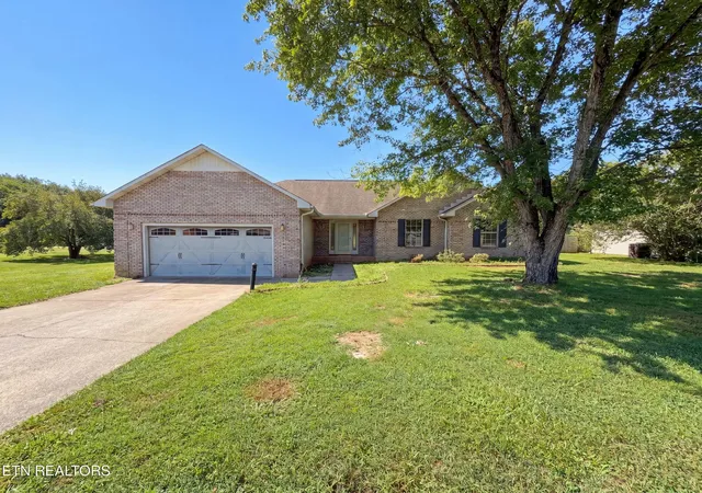 Photo 1 of Single family home for sale at 758 Meadow Ridge Rd, Walland, TN 37886 | MLS# 1353596 | Listing updated on 2026-09-24