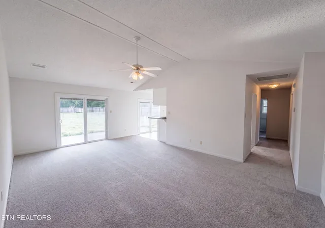 Photo 3 of Single family home for sale at 758 Meadow Ridge Rd, Walland, TN 37886 | MLS# 1353596 | Listing updated on 2026-09-24