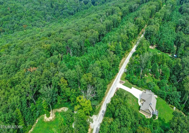 Photo 3 of Land for sale at Upper Eagles Nest Rd, Crossville, TN 38555 | MLS# 1353620 | Listing updated on 2026-09-23