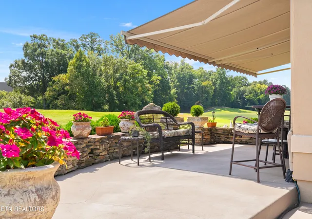 Photo 3 of Single family home for sale at 240 Goldcrest Dr, Vonore, TN 37885 | MLS# 1353692 | Listing updated on 2026-09-23