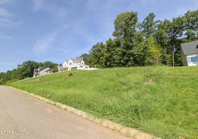 Photo 2 of Land for sale at 467 Laurel Ridge Ln, Knoxville, TN 37922 | MLS# 1353653 | Listing updated on 2026-08-29