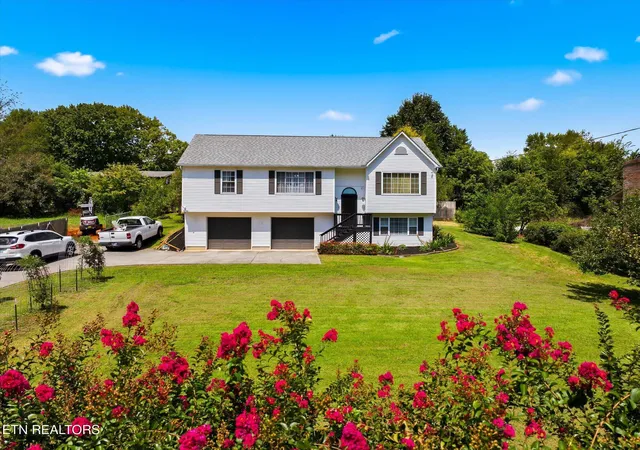 Photo 1 of Single family home for sale at 1314 Boyds Creek Hwy, Seymour, TN 37865 | MLS# 1353667 | Listing updated on 2026-09-21