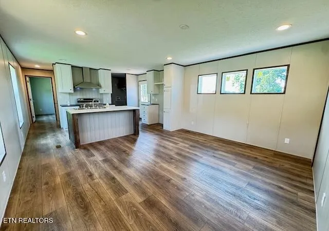 Photo 2 of Single family home for sale at 153 Adams Ln, Tazewell, TN 37879 | MLS# 1353663 | Listing updated on 2026-10-01