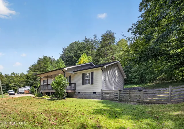 Photo 2 of Single family home for sale at 6010 Cline Rd, Knoxville, TN 37938 | MLS# 1353735 | Listing updated on 2026-09-16