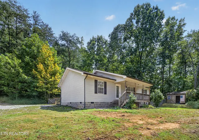 Photo 3 of Single family home for sale at 6010 Cline Rd, Knoxville, TN 37938 | MLS# 1353735 | Listing updated on 2026-09-16