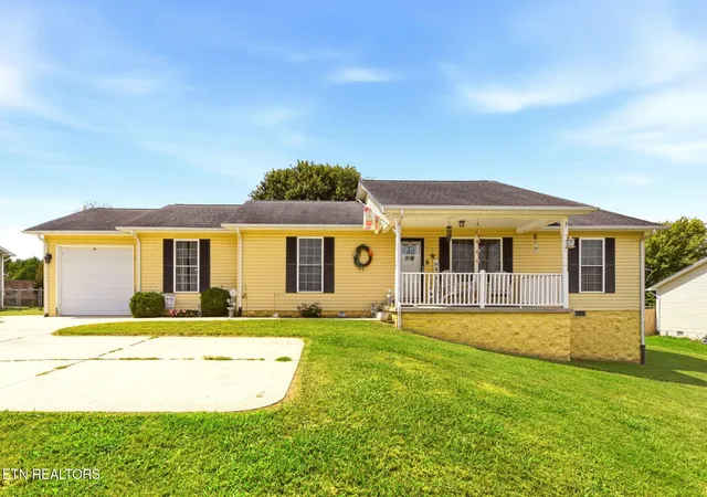 Photo 3 of Single family home for sale at 1035 Cook Rd, Crossville, TN 38555 | MLS# 1353698 | Listing updated on 2026-09-22