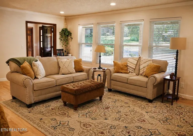 Photo 3 of Sale Pending at 2110 Wakefield Cir, Maryville, TN 37803 | MLS# 1353850 | Listing updated on 2026-09-09