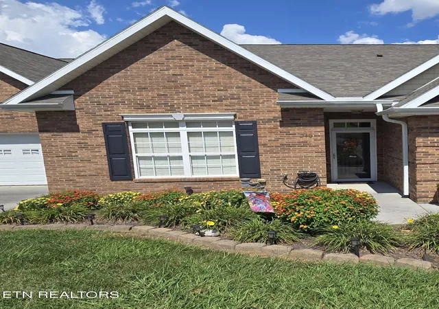 Photo 2 of Sale Pending at 240 River Garden Ct, Sevierville, TN 37862 | MLS# 1353738 | Listing updated on 2026-09-06