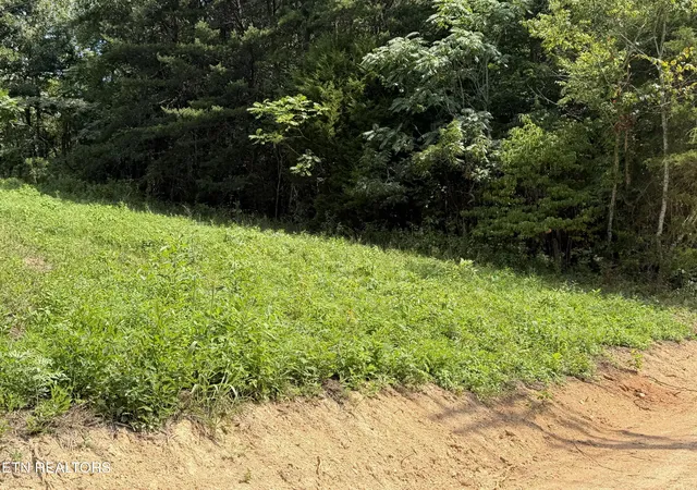 Photo 4 of Land for sale at 728 N Highway 92, Jefferson City, TN 37760 | MLS# 1353745 | Listing updated on 2026-08-31