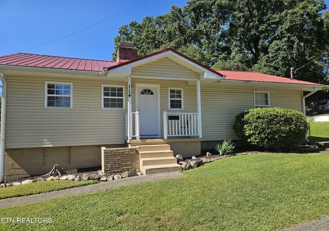 Photo 1 of Sale Pending at 114 Gorgas Ln, Oak Ridge, TN 37830 | MLS# 1353763 | Listing updated on 2026-09-04