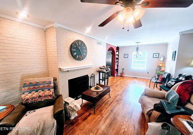 Photo 3 of Sale Pending at 114 Gorgas Ln, Oak Ridge, TN 37830 | MLS# 1353763 | Listing updated on 2026-09-04