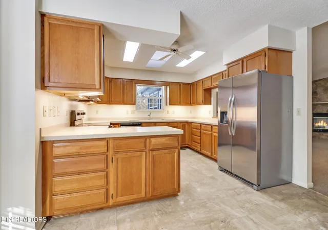 Photo 4 of Single family home for sale at 103 Dovenshire Dr, Crossville, TN 38558 | MLS# 1353785 | Listing updated on 2026-08-31