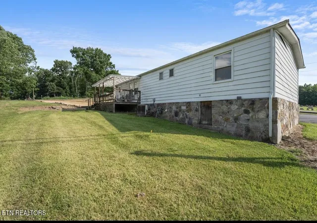 Photo 3 of Single family home for sale at 50 Wayne Ave, Crossville, TN 38555 | MLS# 1353791 | Listing updated on 2026-08-31