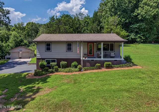 Photo 1 of Sale Pending at 1602 Sexton Ln, Knoxville, TN 37932 | MLS# 1353848 | Listing updated on 2026-09-15