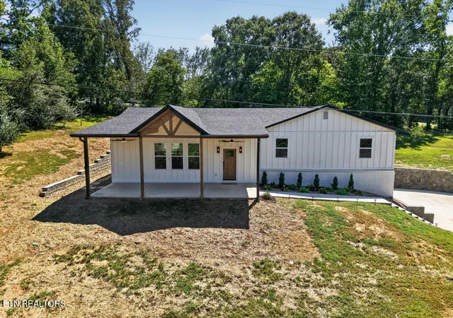 Photo 1 of Single family home for sale at 3132 Fowler Montgomery Rd, Cookeville, TN 38506 | MLS# 1353842 | Listing updated on 2026-09-14