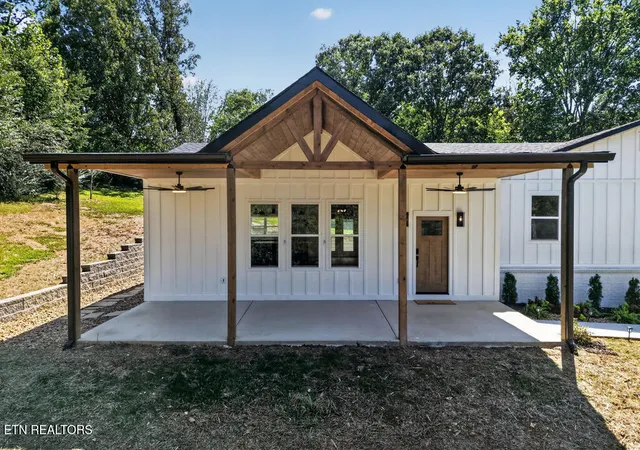 Photo 2 of Single family home for sale at 3132 Fowler Montgomery Rd, Cookeville, TN 38506 | MLS# 1353842 | Listing updated on 2026-09-14