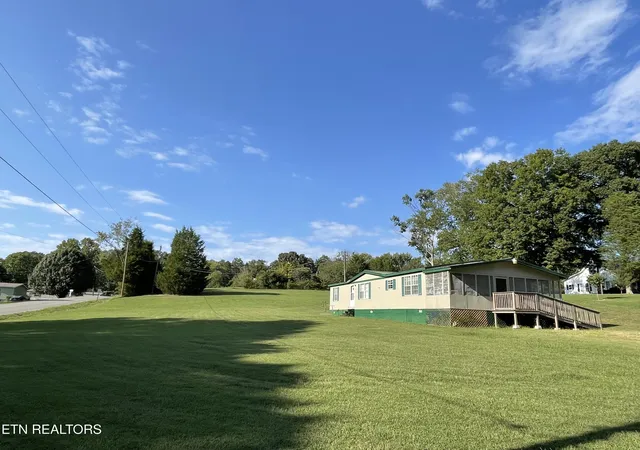 Photo 1 of Single family home for sale at 569 Corinth Church Rd, Loudon, TN 37774 | MLS# 1353883 | Listing updated on 2026-09-13