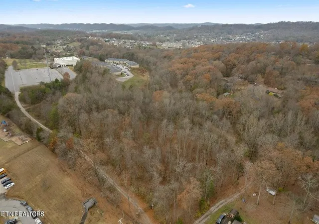 Photo 3 of Land for sale at 0 Oaklett Dr, Knoxville, TN 37912 | MLS# 1353871 | Listing updated on 2026-09-01