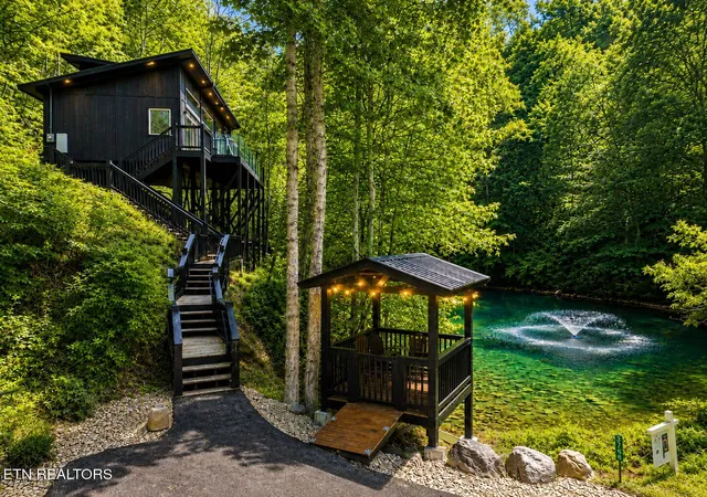 Photo 2 of Sale Pending at 2338 Willow Ln, Sevierville, TN 37862 | MLS# 1353882 | Listing updated on 2026-09-04