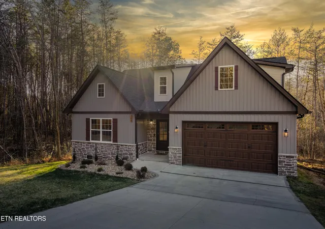 Single family home for sale at 104 Elohi Ln, Loudon, TN 37774 | MLS# 1355204