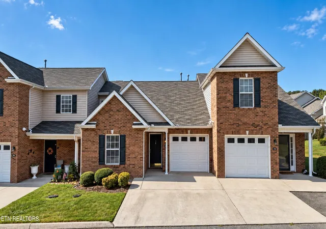 Photo 1 of Condo for sale at 3707 Sean Grv Way, Knoxville, TN 37921 | MLS# 1355148 | Listing updated on 2026-10-30