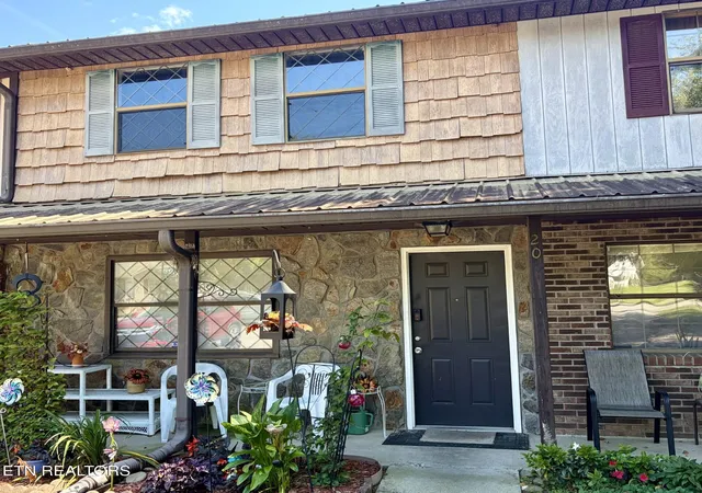 Condo for sale at 625 S Asbury Dr #20, Pigeon Forge, TN 37863 | MLS# 1355259