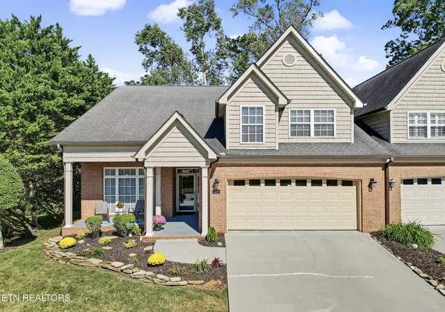 Condo for sale at 5090 Dovewood Way #6, Knoxville, TN 37918 | MLS# 1358181