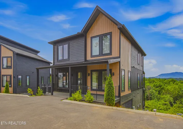 Photo 1 of Single family home for sale at 1264 Reedmont Way, Sevierville, TN 37876 | MLS# 1356923 | Listing updated on 2026-10-27