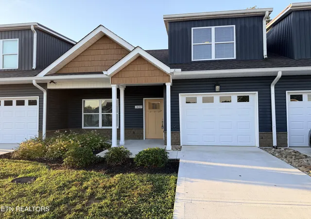 Condo for sale at 1404 Summer Meadow Dr, Powell, TN 37849 | MLS# 1357348