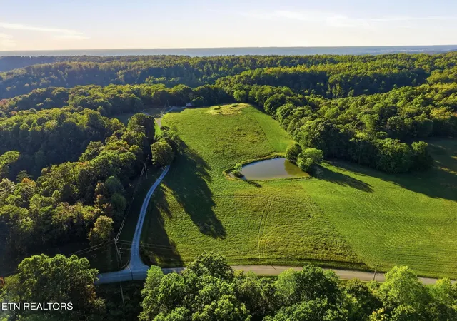 Photo 1 of Land for sale at 7977 White Oak Flatt Rd, Sparta, TN 38583 | MLS# 1357278 | Listing updated on 2026-09-30
