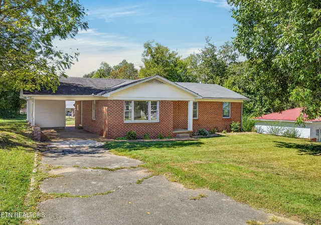 Photo 1 of Single family home for sale at 1615 Louisiana Ave, Cookeville, TN 38501 | MLS# 1357606 | Listing updated on 2026-10-02